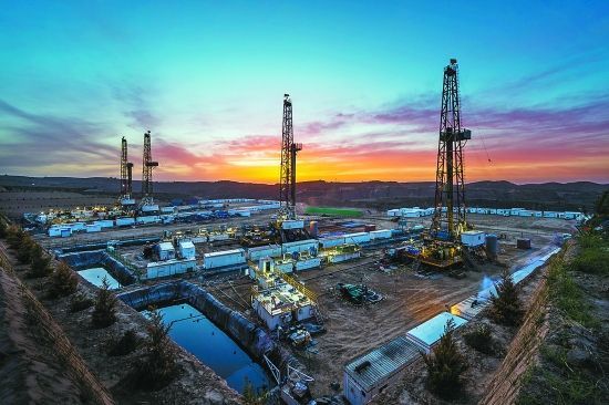 油田井里的藥劑是什么？